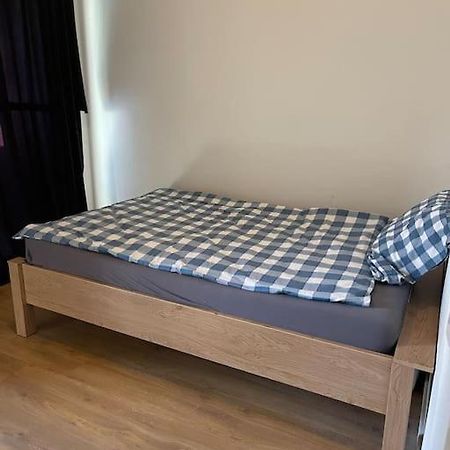 Lovely 1 Private Bedroom With Garden View Rotterdam Exterior photo